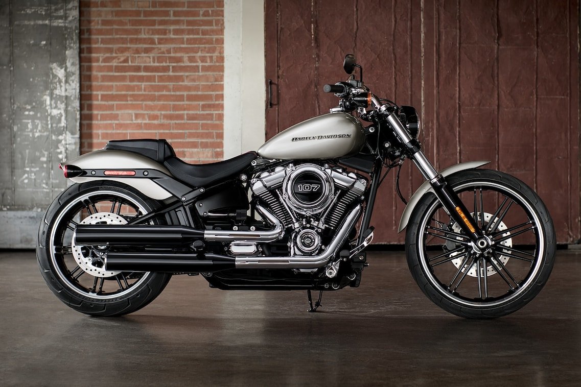 Best Motorcycle for Tall Riders: 10 Bikes With Real Legroom That Actually Fit 6-Foot-Plus Riders